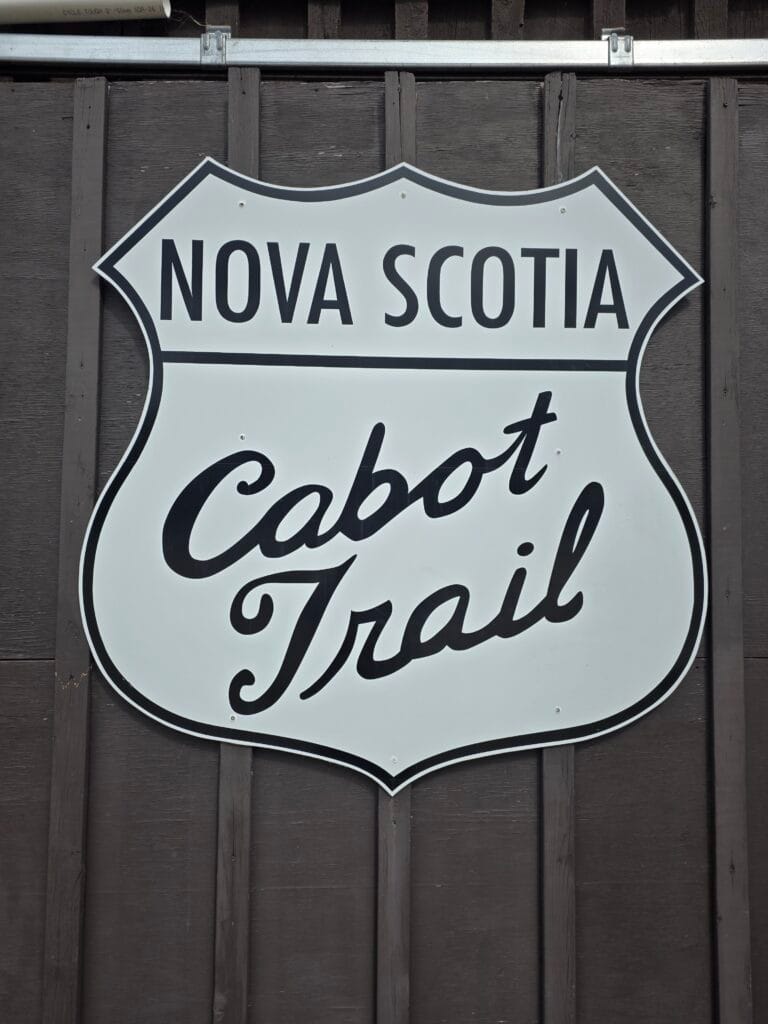 piste_cabot_cabot_trail_route_30 Panneau indiquant le début de la piste Cabot, dite Cabot trail, route 30.