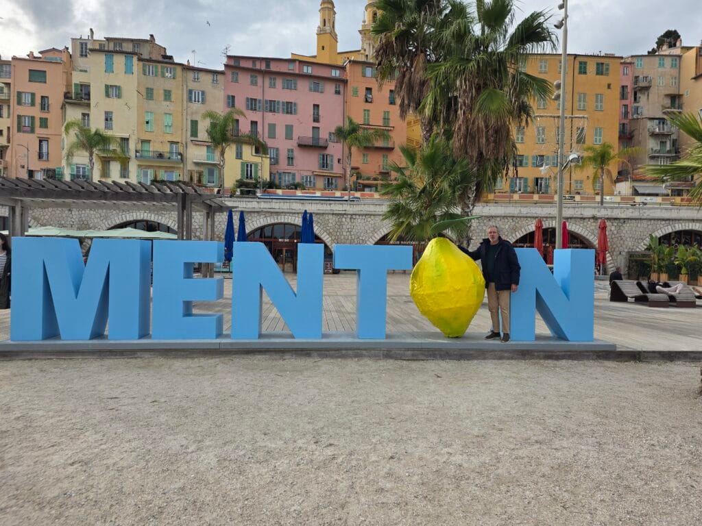 Plage de Menton sur le Côte d'Azur