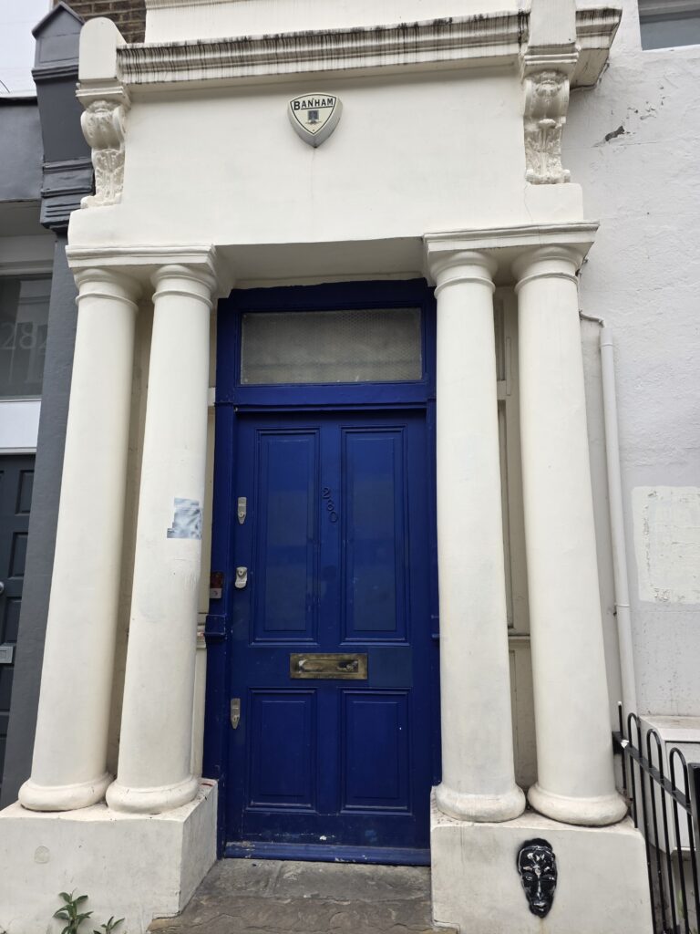 porte-maison-film Porte de la vraie maison du film coup de foudre à Notting Hill